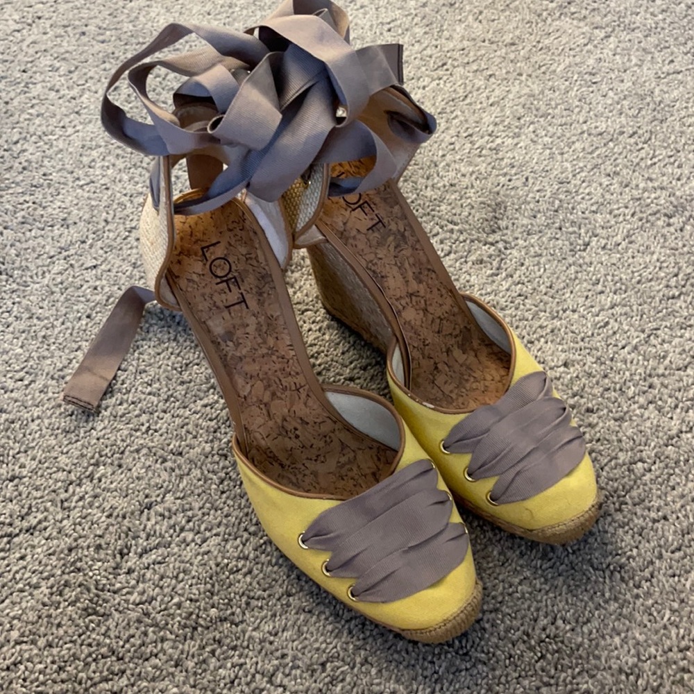 Loft wedge heel